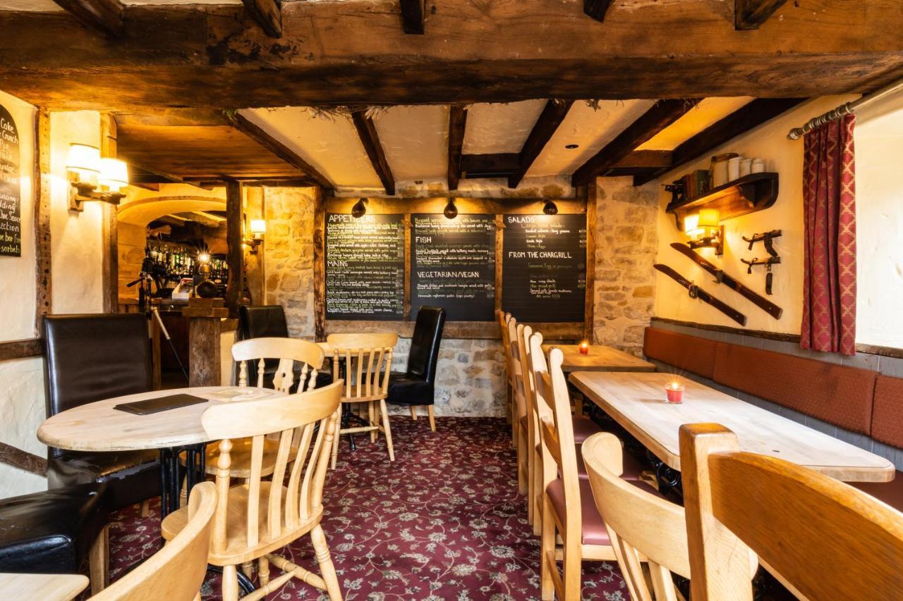 The Half Moon Inn And Country Lodge ヨービル エクステリア 写真